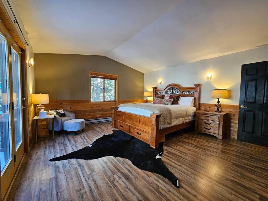 Private And Updated Breck Home With Hot Tub ブリッケンリッジ エクステリア 写真