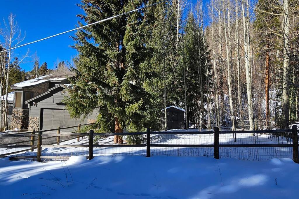 Private And Updated Breck Home With Hot Tub ブリッケンリッジ エクステリア 写真