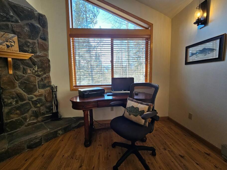 Private And Updated Breck Home With Hot Tub ブリッケンリッジ エクステリア 写真