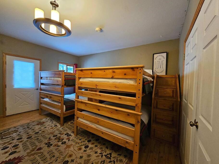 Private And Updated Breck Home With Hot Tub ブリッケンリッジ エクステリア 写真
